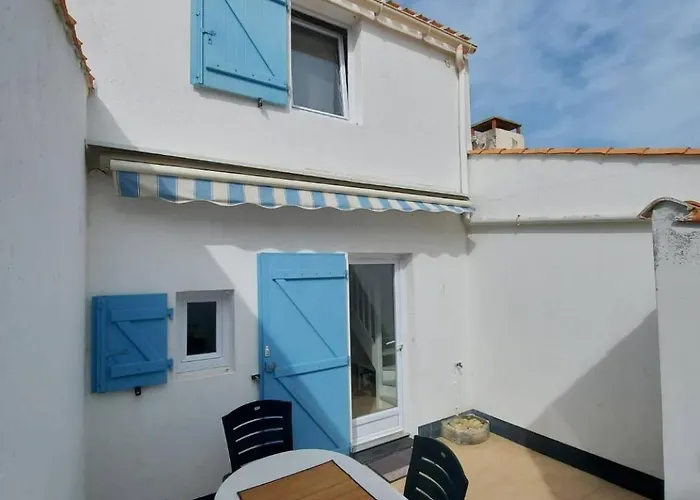 La Maison Bleue - Sur *