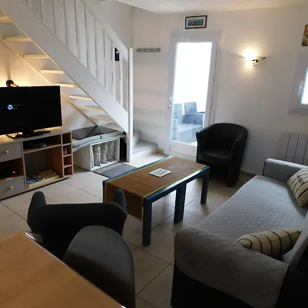 La Maison Bleue - Sur Villa